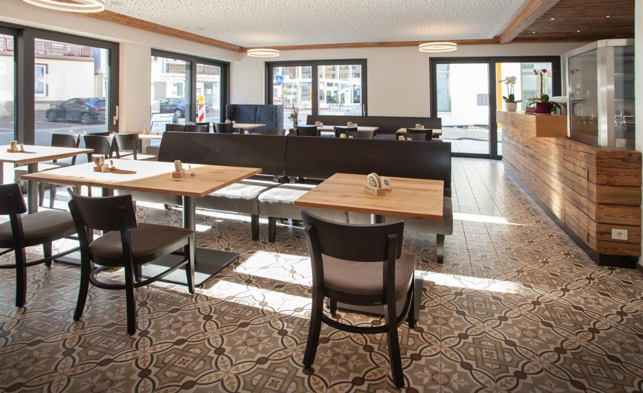 Rose Bistro & Gaestezimmer Altensteig Eksteriør billede