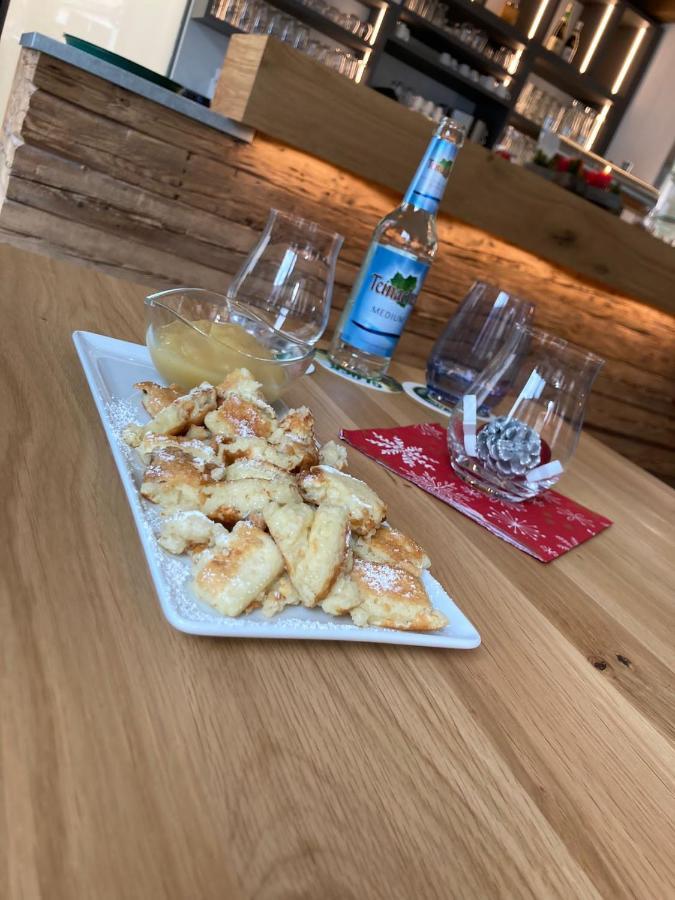 Rose Bistro & Gaestezimmer Altensteig Eksteriør billede